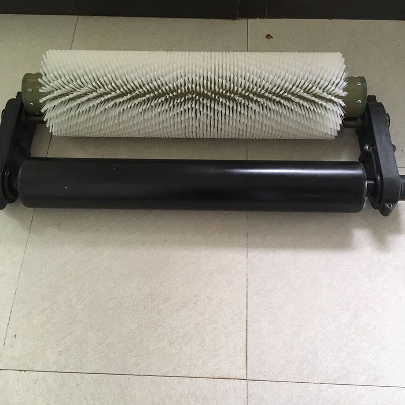 輸送機(jī)選擇皮帶清掃器需要考慮的幾個方面